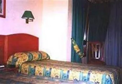 Konukevi Hostal Victoria Málaga